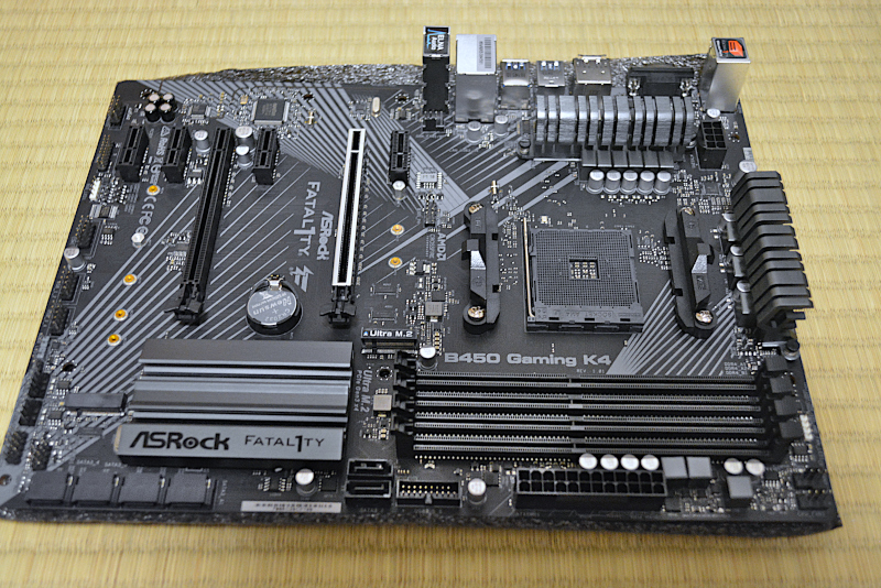 ASRock B450 Gaming K4の写真